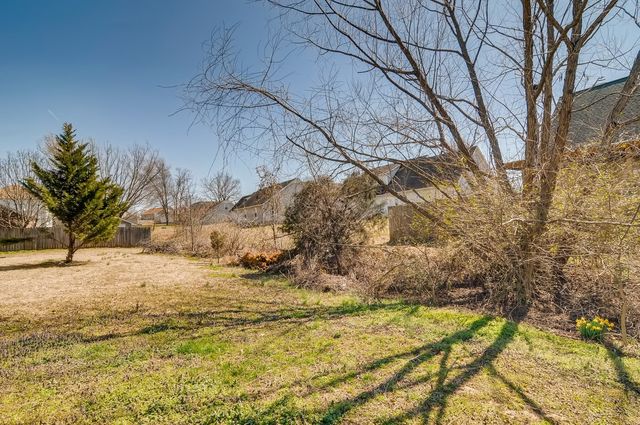 1713 Jimmy Cv, La Vergne, TN 37086