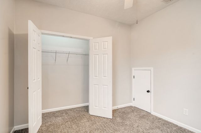 1713 Jimmy Cv, La Vergne, TN 37086