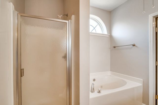 1713 Jimmy Cv, La Vergne, TN 37086