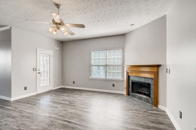 1713 Jimmy Cv, La Vergne, TN 37086