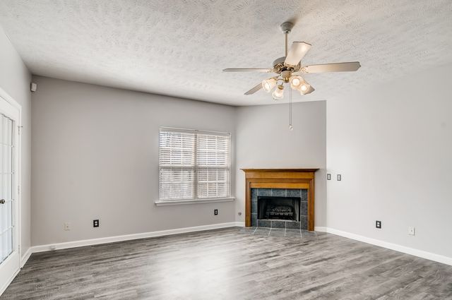 1713 Jimmy Cv, La Vergne, TN 37086