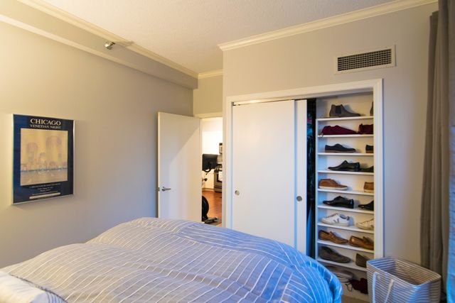 1546 N Orleans Street 407, Chicago, IL 60610