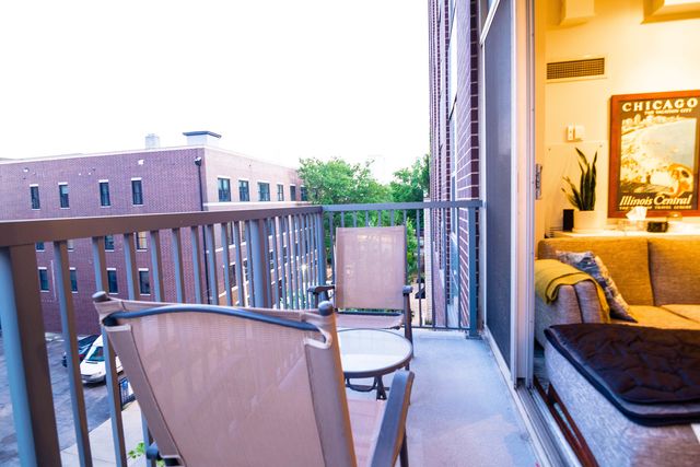 1546 N Orleans Street 407, Chicago, IL 60610