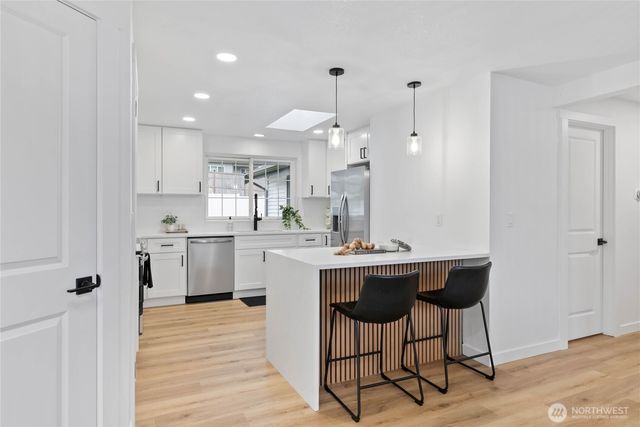 10618 100th Street SW, Tacoma, WA 98498