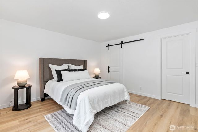 10618 100th Street SW, Tacoma, WA 98498