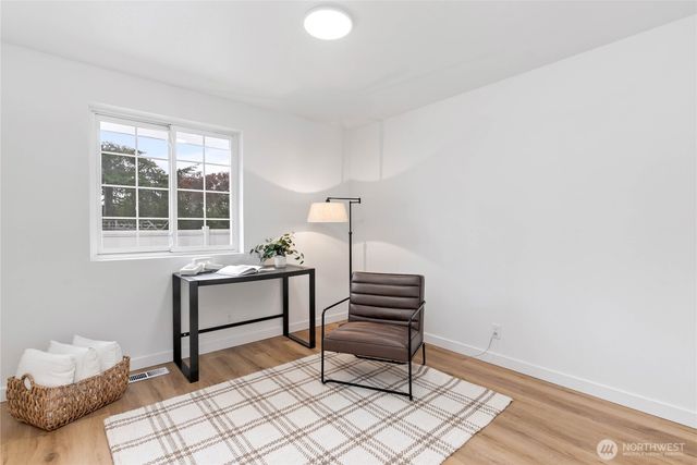 10618 100th Street SW, Tacoma, WA 98498