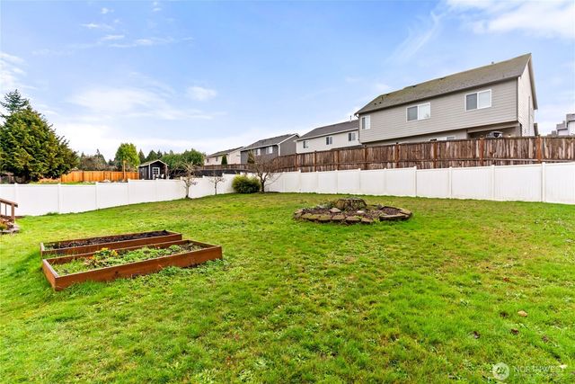 10618 100th Street SW, Tacoma, WA 98498