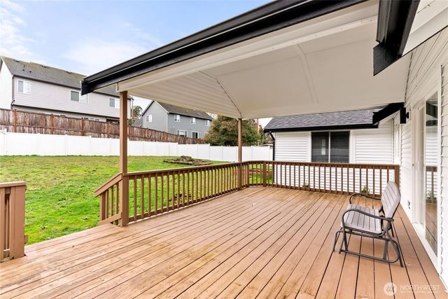 10618 100th Street SW, Tacoma, WA 98498