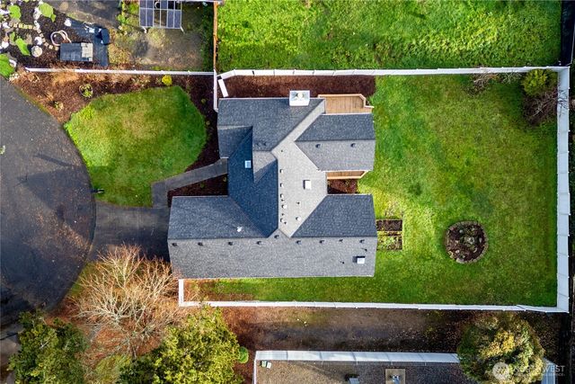 10618 100th Street SW, Tacoma, WA 98498