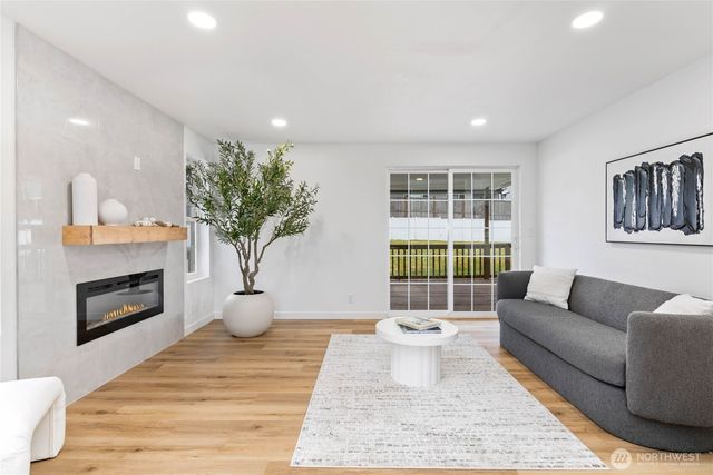 10618 100th Street SW, Tacoma, WA 98498