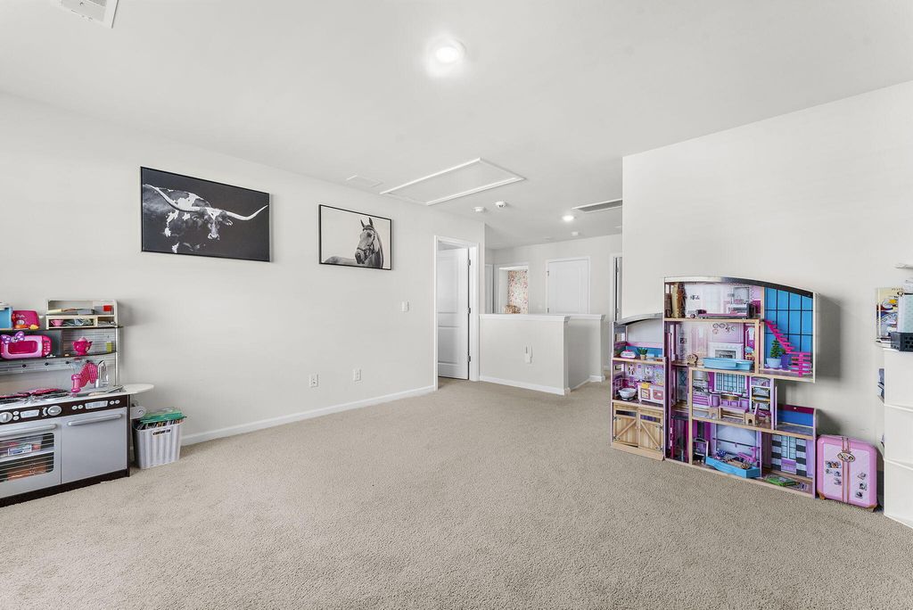 Image 21 of property listing at 119 Green Passage Lane, Summerville, SC 29486