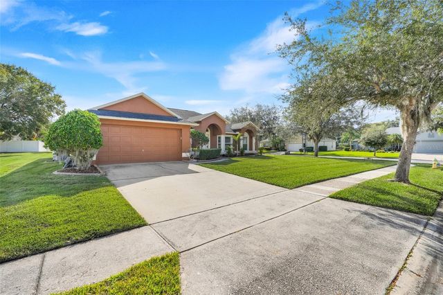 4928 E LAKE COVE BOULEVARD, St Cloud, FL 34771