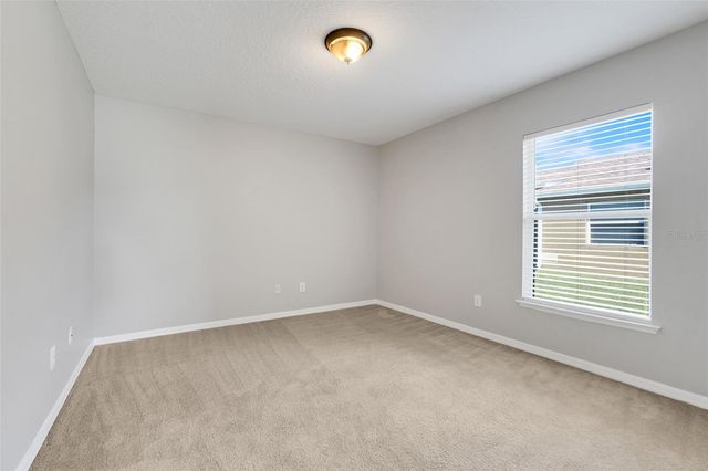 4928 E LAKE COVE BOULEVARD, St Cloud, FL 34771