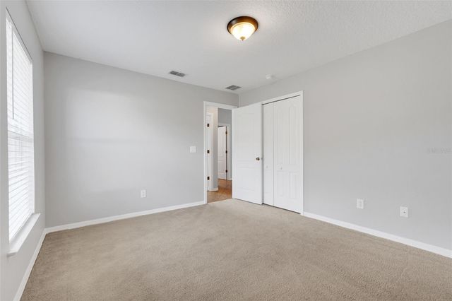 4928 E LAKE COVE BOULEVARD, St Cloud, FL 34771