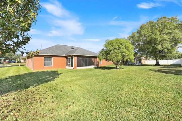 4928 E LAKE COVE BOULEVARD, St Cloud, FL 34771