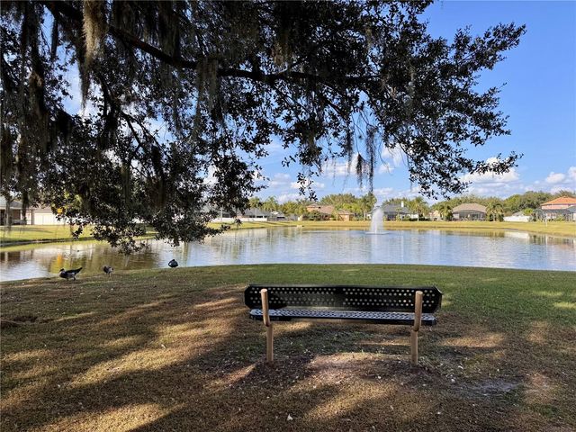 4928 E LAKE COVE BOULEVARD, St Cloud, FL 34771