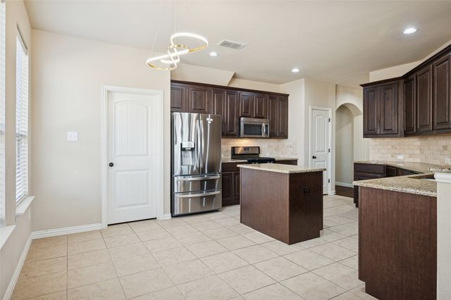 1019 Sheldon Drive, Wylie, TX 75098