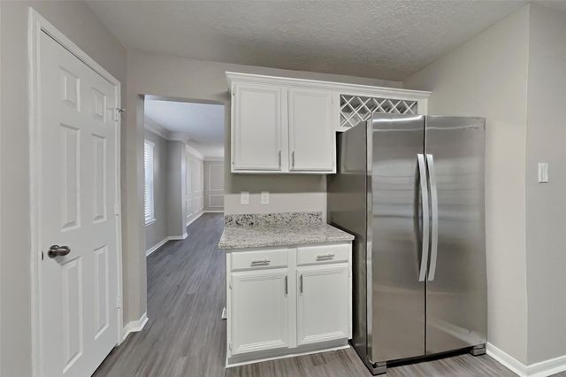 20402 Avery Point Drive, Katy, TX 77449