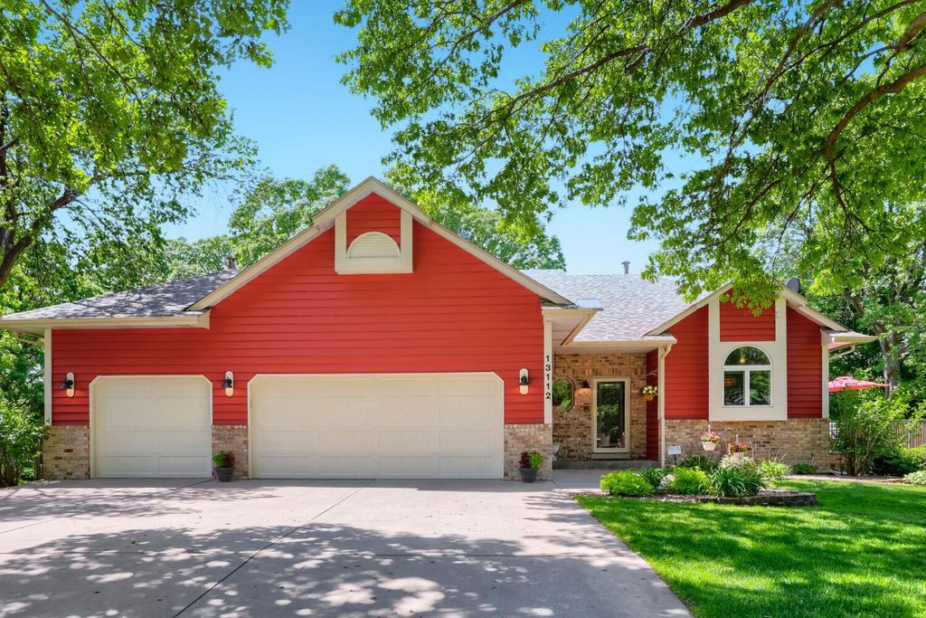 13112 Jenkins Street NE, Blaine, MN 55449