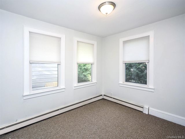 67 Glenlawn Avenue Cottage, Sea Cliff, NY 11579