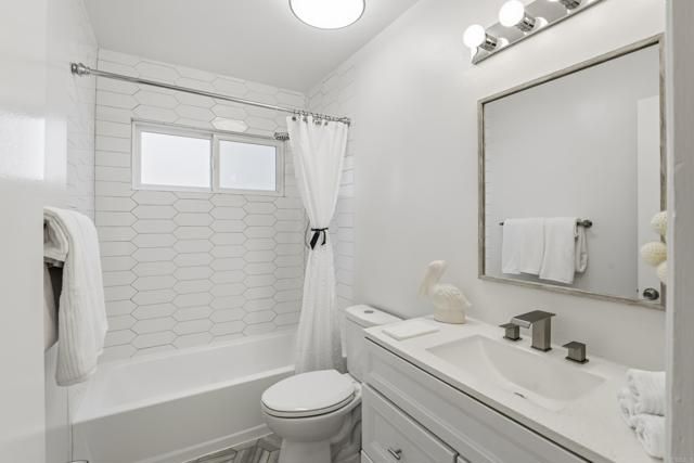 2652 Jefferson Street, Carlsbad, CA 92008