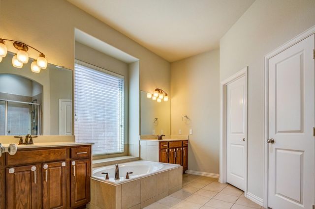 10841 Leesa Drive, Mckinney, TX 75072