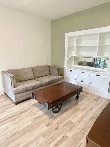 1824 W 2nd Ave, Spokane, WA 99201