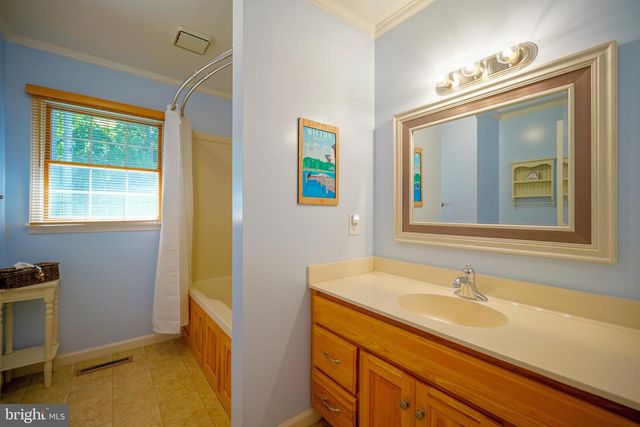 101 OAK LN, Milton, DE 19968