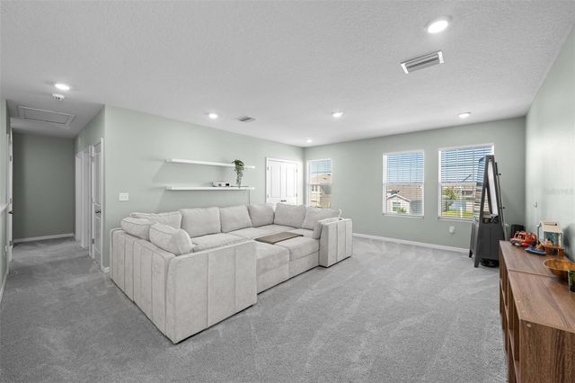 8693 BOWER BASS CIRCLE, Wesley Chapel, FL 33545