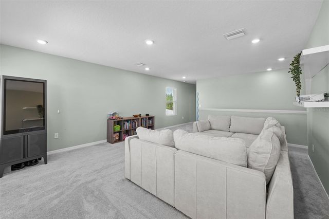 8693 BOWER BASS CIRCLE, Wesley Chapel, FL 33545