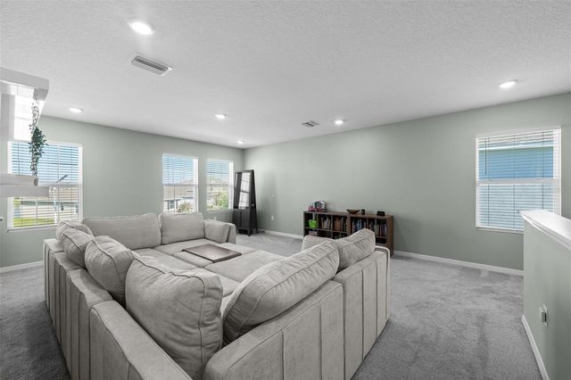 8693 BOWER BASS CIRCLE, Wesley Chapel, FL 33545