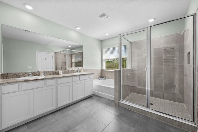 8693 BOWER BASS CIRCLE, Wesley Chapel, FL 33545