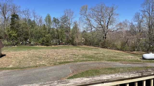 107 Hemlock Shores DR, Goodview, VA 24095