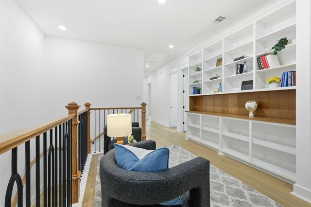 204 Milwaukee Street, Houston, TX 77009