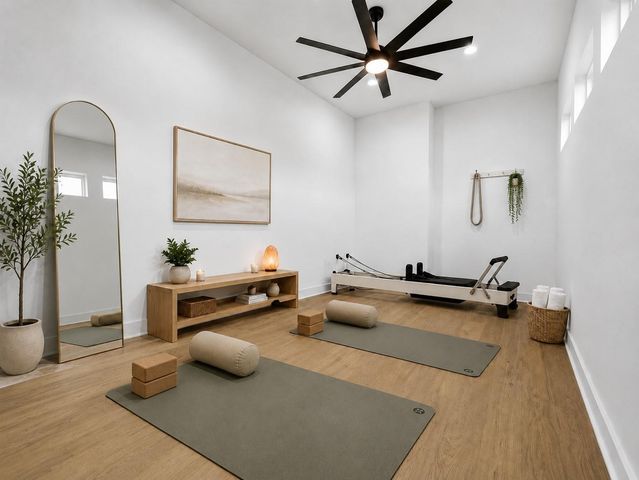204 Milwaukee Street, Houston, TX 77009