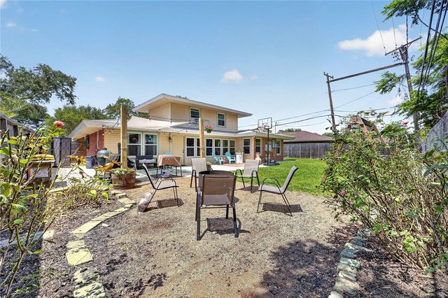 609 Peerman Pl, Corpus Christi, TX 78411
