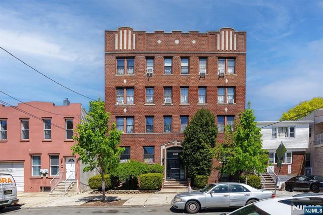 100 Prospect Street 204, Jersey City, NJ 07307