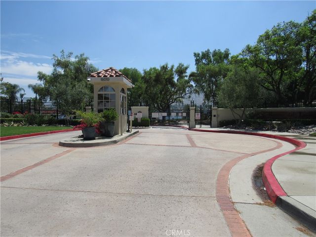 25890 Iris Ave B, Moreno Valley, CA 92551