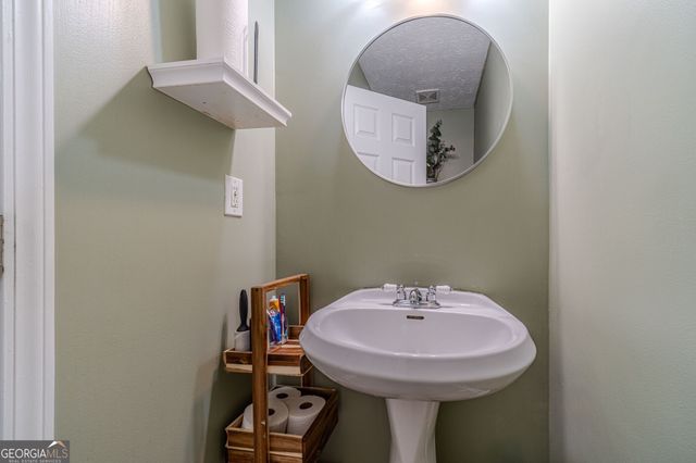 721 Woodland Ridge Drive, Monroe, GA 30656
