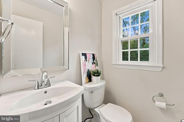 14800 PEBBLESTONE DR, Silver Spring, MD 20905