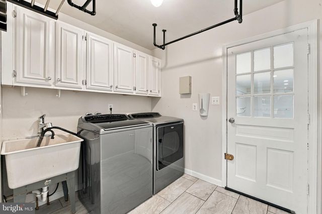 14800 PEBBLESTONE DR, Silver Spring, MD 20905