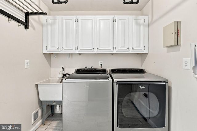 14800 PEBBLESTONE DR, Silver Spring, MD 20905