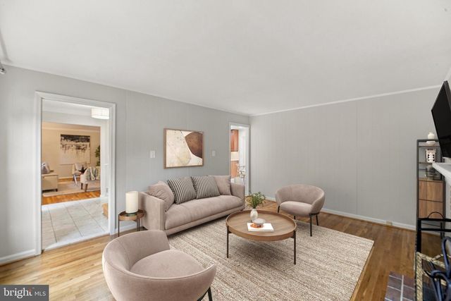 14800 PEBBLESTONE DR, Silver Spring, MD 20905