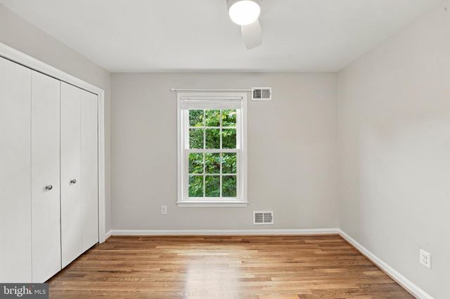 14800 PEBBLESTONE DR, Silver Spring, MD 20905