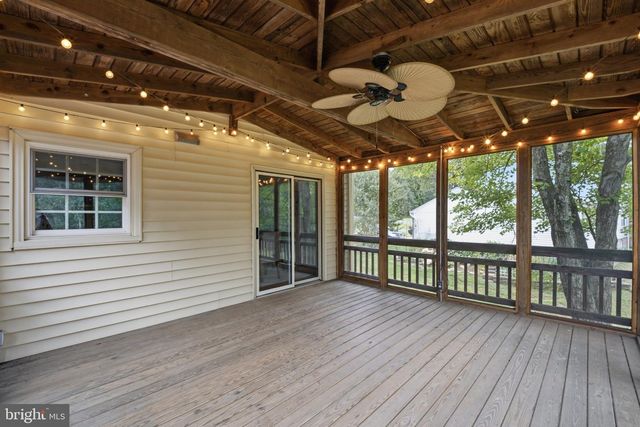 14800 PEBBLESTONE DR, Silver Spring, MD 20905