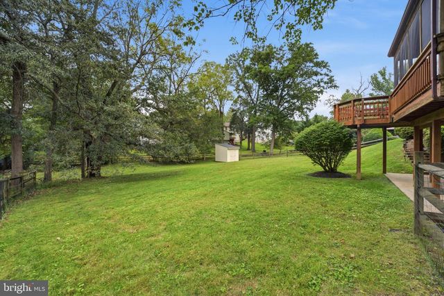 14800 PEBBLESTONE DR, Silver Spring, MD 20905