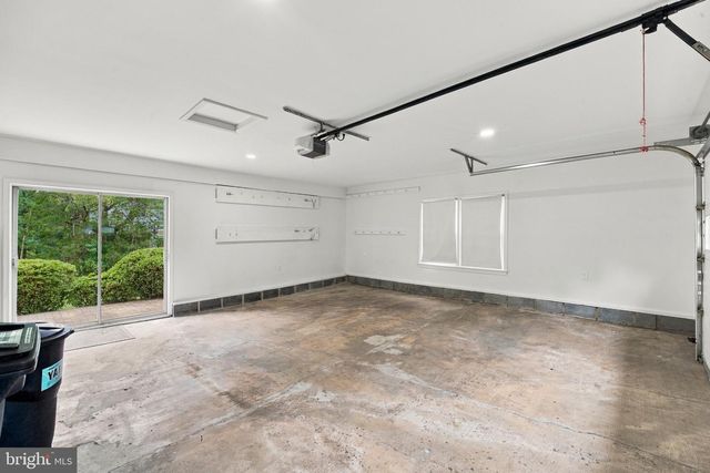 14800 PEBBLESTONE DR, Silver Spring, MD 20905