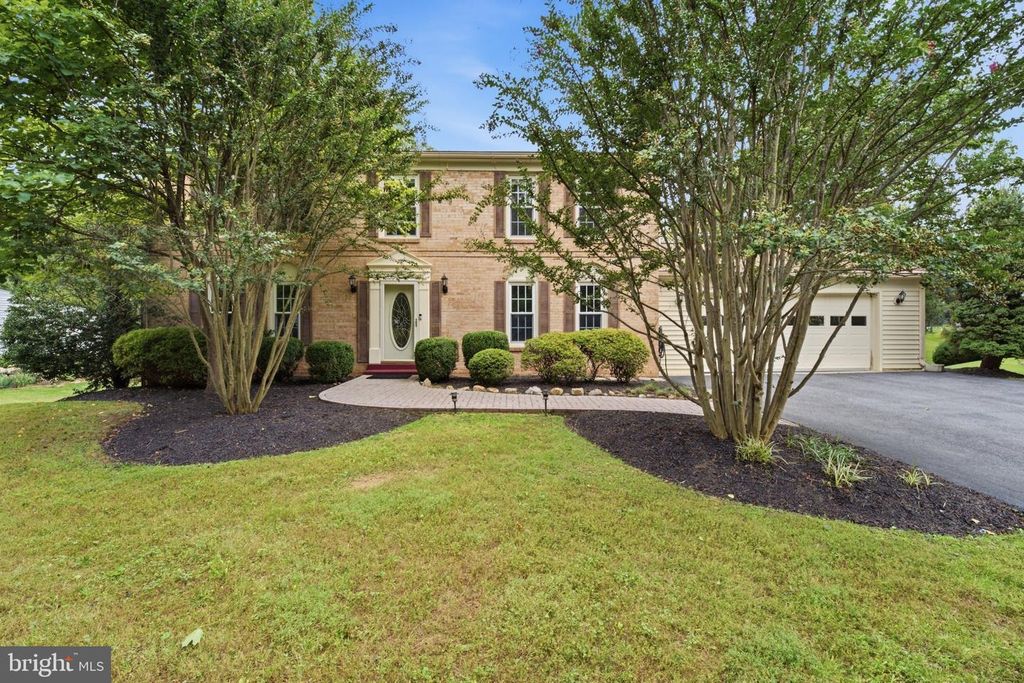 14800 PEBBLESTONE DR, Silver Spring, MD 20905