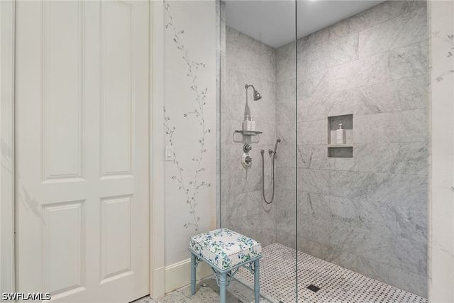 1800 Gordon DR, Naples, FL 34102