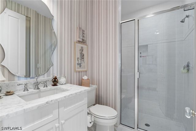 1800 Gordon DR, Naples, FL 34102